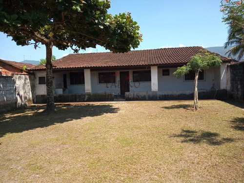 Imagem 4 de 13 de Terreno Com Edicula No Centro De Bertioga. - V614