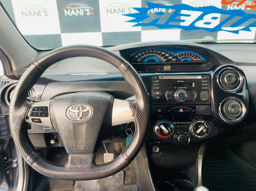 Imagem 7 de 8 de Toyota Etios 1.5 Xls Sedan 16v Flex 4p Manual