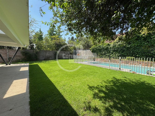 Casa En Venta De 7 Dorm. En Las Condes