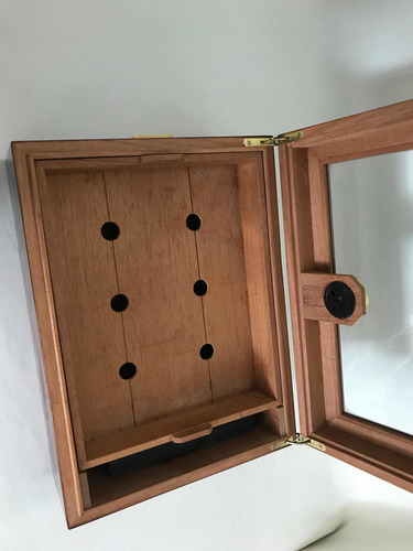 Imagen 6 de 7 de Humidor De Tabacos Grande