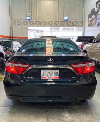 Toyota Camry 2015