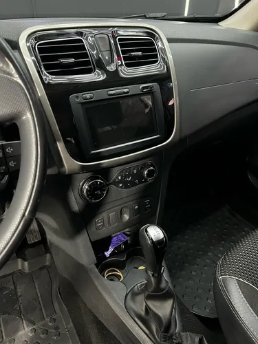 Renault Stepway 1.6 Intense Automática