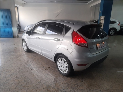 Ford Fiesta 1.6 Se Plus Direct Hatch 16v Flex 4p Powershift