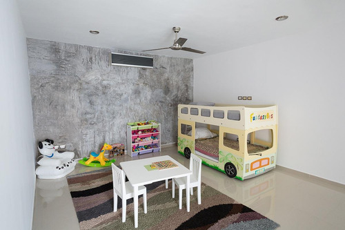 Casa En Venta En Privada Residencial En Playa Del Carmen (802)