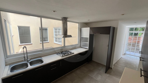 Casa En Venta En Lomas De Tecamachalco
