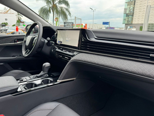 Toyota Camry 2.5 Hev Xle