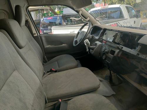 Toyota Hiace 2019 2.7 Panel Super Larga Mt