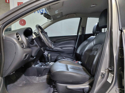 Imagen 10 de 14 de Nissan Versa 2018 4p Exclusive L4/1.6 Aut