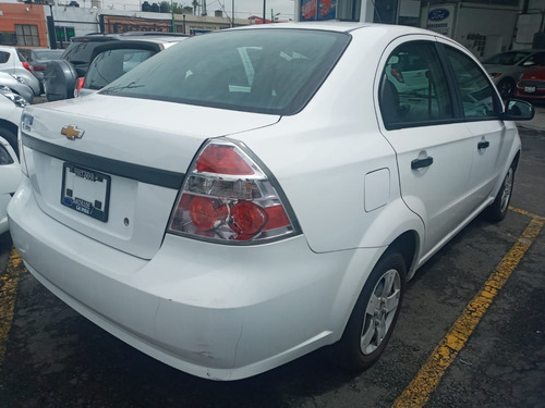 Imagen 5 de 9 de Chevrolet Aveo 2018 1.5 Ls Mt