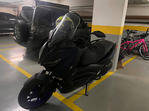 X Max 2022/23 Com 4.200 Km Moto Nova Sem Detalhes