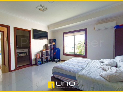 Imagen 13 de 17 de Linda Casa En Venta, Condominio Jardines Del Urubo