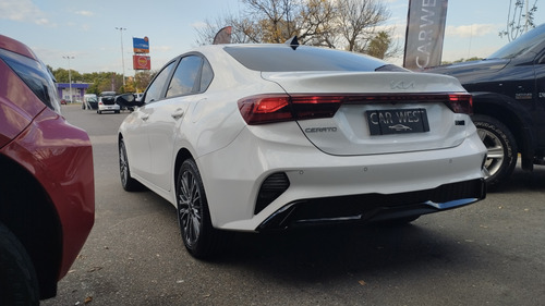 Kia Cerato 2.0 Sx At6