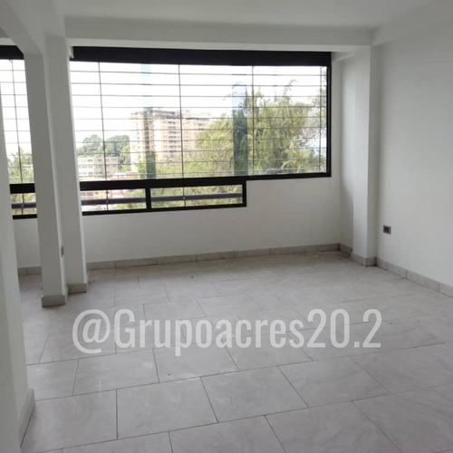 Imagen 4 de 13 de Grupo Acres 20.2 Vende Bello Town House A Estrenar Loma Magia Khx