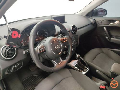 Imagem 9 de 15 de Audi A1 1.4 Tfsi Sportback Attraction 16v 122cv Gasolina 4p