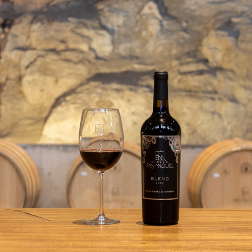 Viñedo San Miguel | Blend Vino Tinto | Kit 6 Piezas