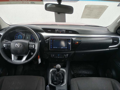 Imagen 3 de 13 de Toyota 2016 Hilux L/16 2.8 Dc 4x2 Tdi Srv
