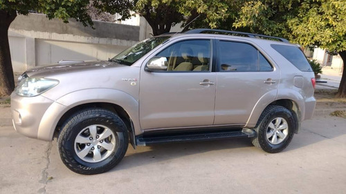 Imagen 3 de 4 de Toyota Sw4 2007 3.0 Srv Cuero