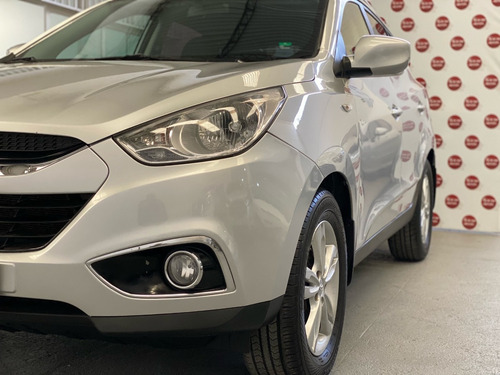 Imagen 16 de 18 de Hyundai Tucson 2.0 4×2 Gl At 2014