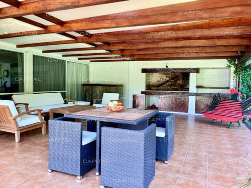 Imagen 5 de 30 de Espléndida Casa De Tres Dormitorios Y Piscina En Rincon Del Indio Punta Del Este- Ref: 28569