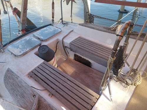 Velero De Acero-oceanico-ezcurra 39-muy Veloz Oportunidad!!!