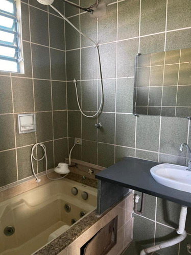 Imagem 17 de 18 de Belíssima Chácara - Casa Principal Com Suite - 2 Piscinas - 2 Quadras - Bairro Verava - Ibiúna / Sp - Ch4744v