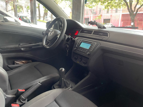 Volkswagen Voyage Volkswagen Voyage 1.0 MPI (Flex)