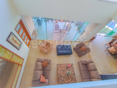 Casa De 664 M2 En Sumiya Jiutepec Morelos $10,800,000.00 Mxn