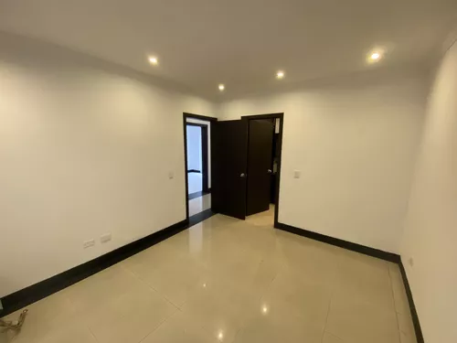 Edificio En Venta En Cuarto De Legua - Guadalupe. Cod V8014640