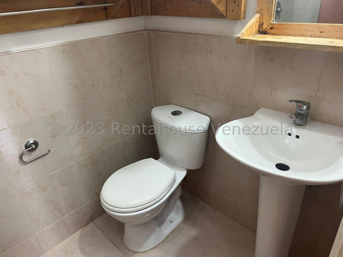 Sp Apartamento Con Vigilancia Privada En Alquiler Agua Viva Cabudare Lara, Venezuela. 102 M²