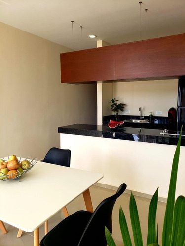 Departamento Amueblado De 2 Recámaras En Renta En Emerald, Temozón Norte