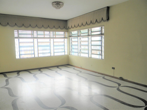 Imagen 6 de 23 de Venta Casa En La California Norte, 450 M2, 6h, 6b, 3e, Caracas, Sucre