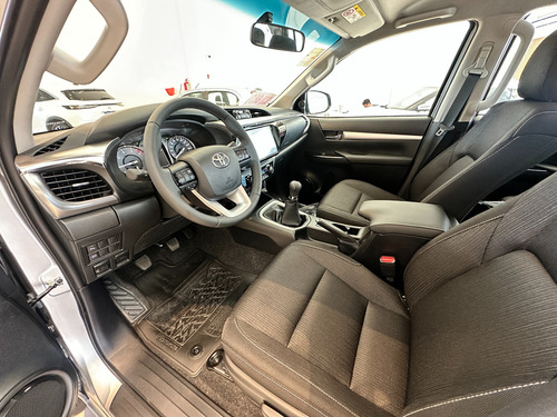 Toyota Hilux Pick-up 2.8 Cd Srv 204cv 4x4