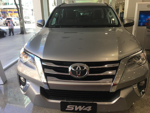 Toyota Sw4 2.8 Sr 204cv 4x4