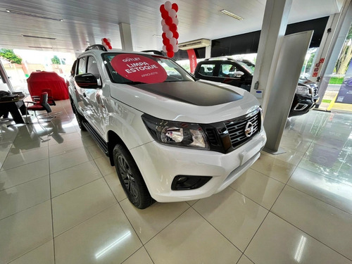 Imagem 2 de 10 de Nissan Frontier X Gear At 4x4
