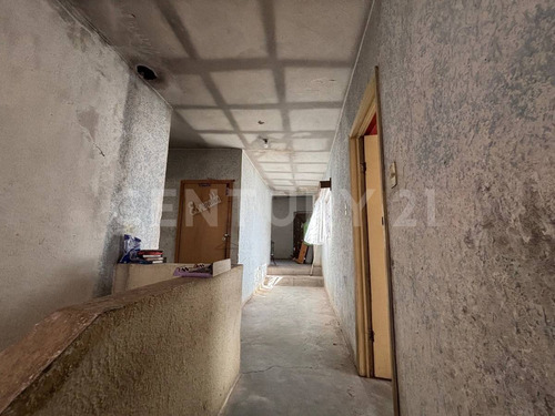 Casa En Venta En Colonia Revolución