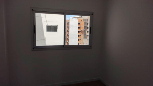 Departamento En Venta - 2 Dormitorios 1 Baño - 75mts2 - La Plata