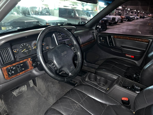 Jeep Grand Cherokee 5.2 Limited 4x4 V8 16v Gasolina 4p Aut