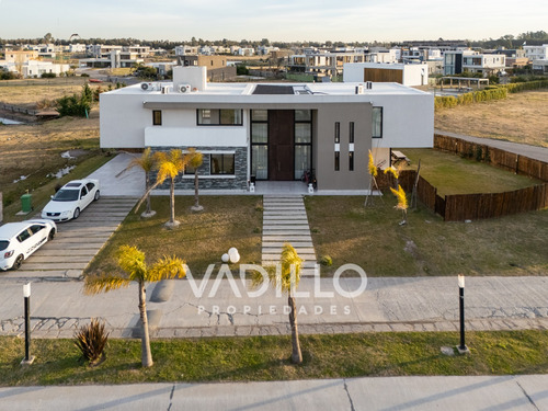 Casa Alquiler En Lagos De Canning I 4 Dorm | Piscina