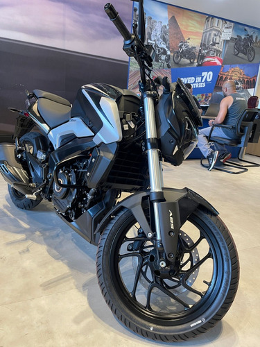 #012 - Bajaj Dominar 250cc - 0km