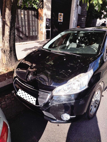 Peugeot 208 1.6 Feline 2014