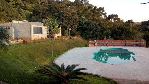 Imagem 1 de 14 de Chacara Em Atibaia!
