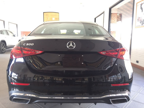 Imagen 15 de 19 de Mercedes Benz Clase C 300 Amg Line