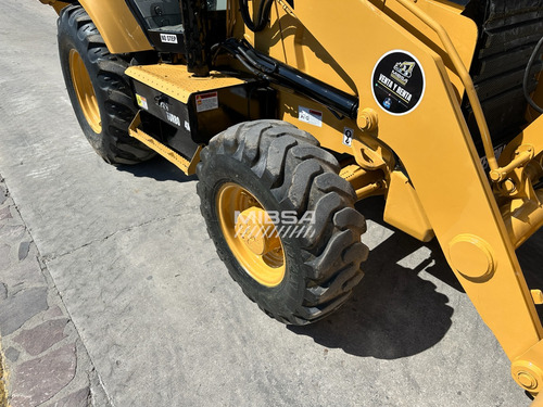 Retroexcavadora 416f /case / John Deere