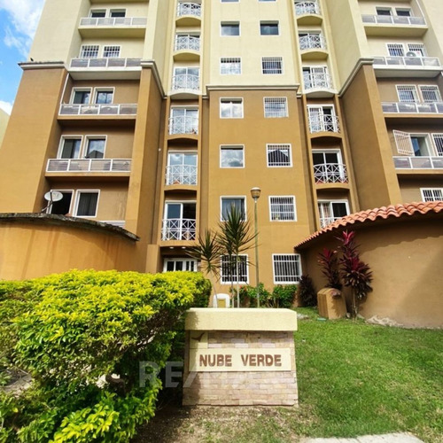 Imagen 2 de 11 de Se Vende Apartamento Ubicado En El Conjunto Residencial Los Roques En La Avenida Intercomunal Turmero Maracay A Pocos Metros De Farmatodo