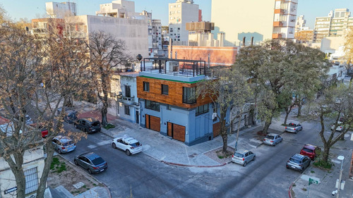Casa En Venta De 2 Dormitorios Más Garaje Y Terraza Parrillero, En Pocitos Nuevo