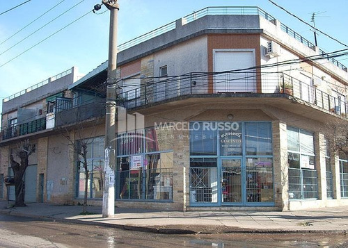 Local Comercial En Esquina