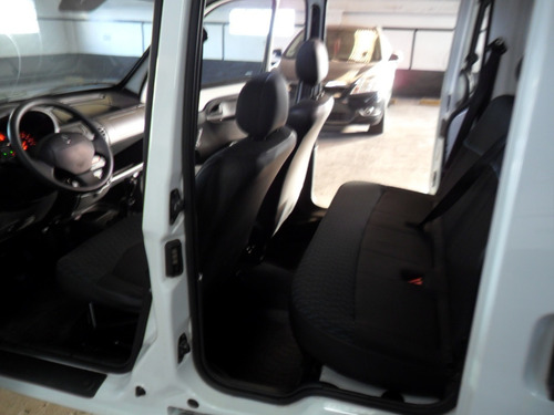 Imagen 11 de 16 de Renault Kangoo 1.6 Confort 5as. 2plc - 2018