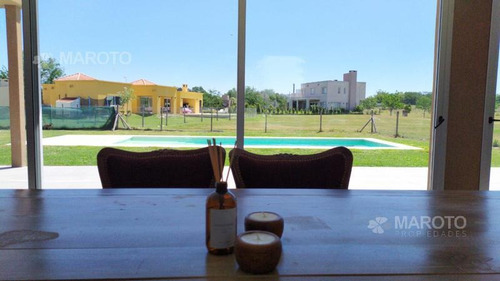 Imagen 6 de 26 de Casa En Venta En Barrio El Canton - Maroto Propiedades-