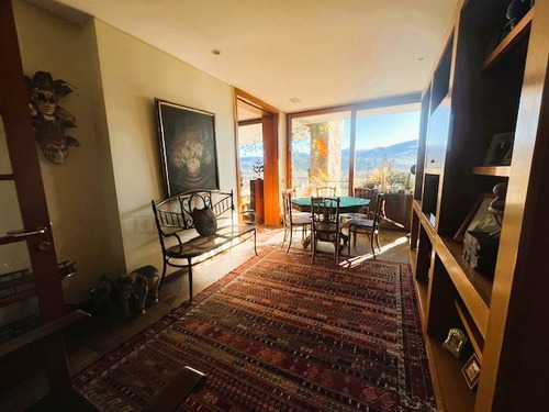 Venta, Impecable, Vistas Despejadas, Tres Dormitorios.