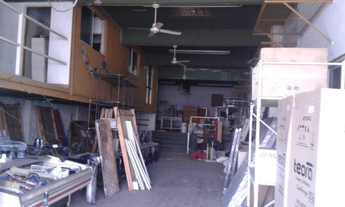Imagen 2 de 7 de Local En Venta En Villa Tesei